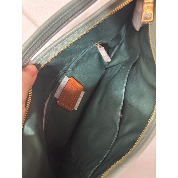 Coach Willow Shoulder Bag Pebbled Leather Green Gold Tone Hardware NEW - Picture 6 of 7